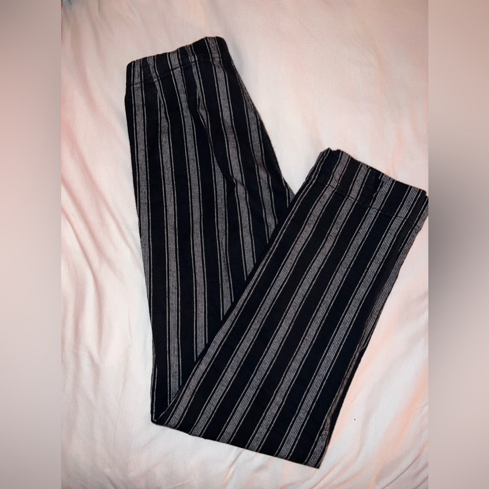Brandy Melville Crop Pant
